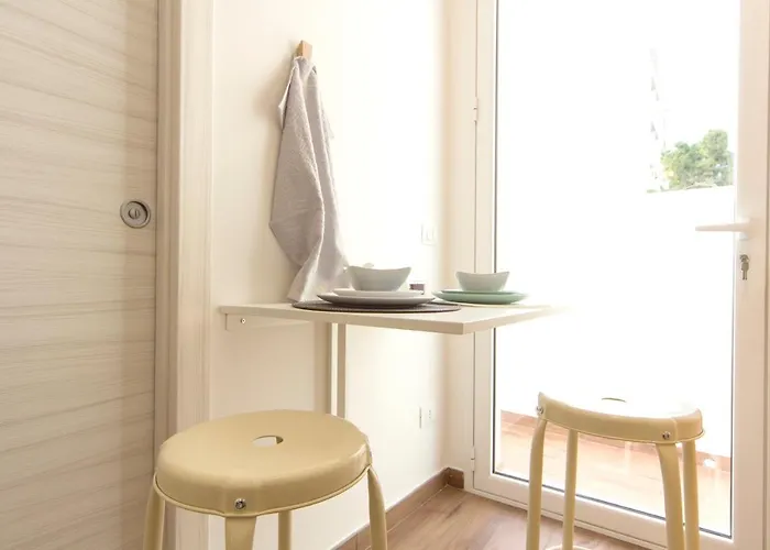 Cozy In 27 M² With Garden Balcony 아파트