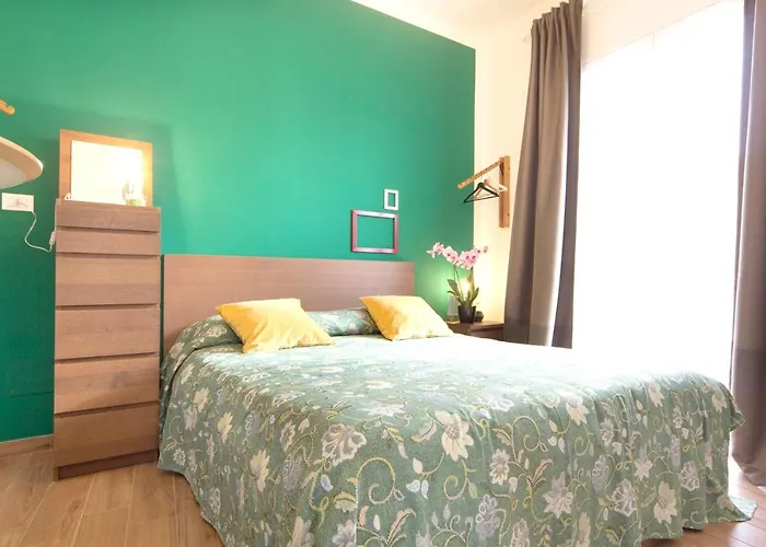 Cozy In 27 M² With Garden Balcony * 마르살라