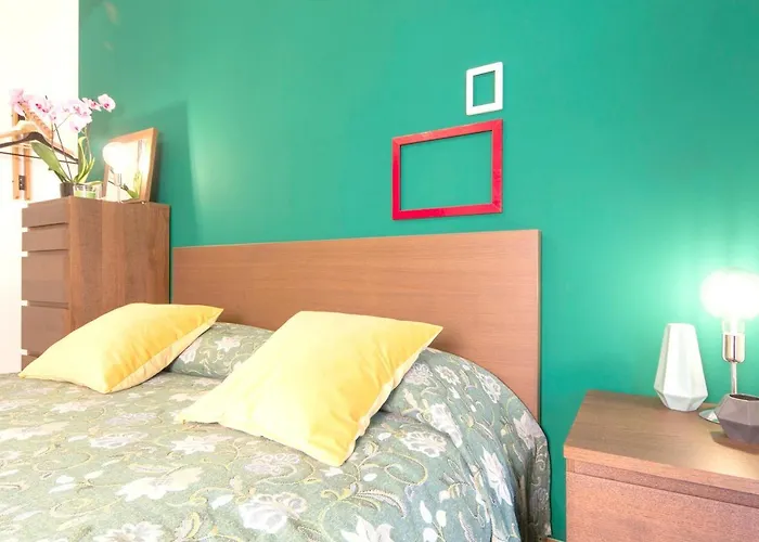 Cozy In 27 M² With Garden Balcony